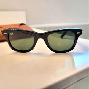Authentic Classic Black Ray-Ban Wayfarer Sunglasses RB2140 with case Unisex